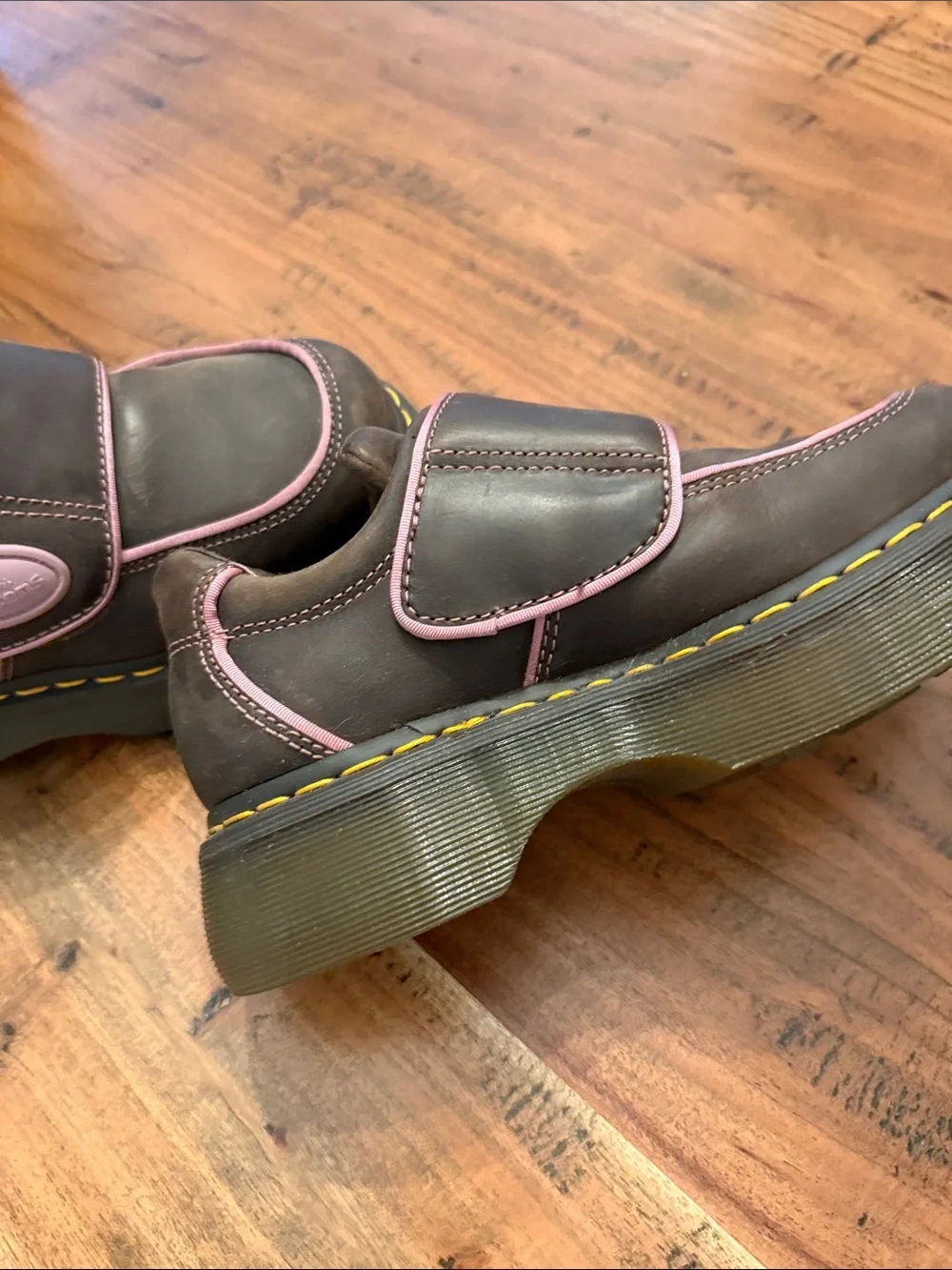Dr. Martens buzz strap